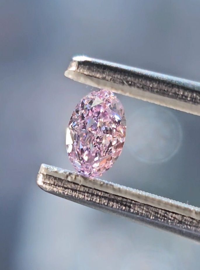 sweet pink natural colored diamond