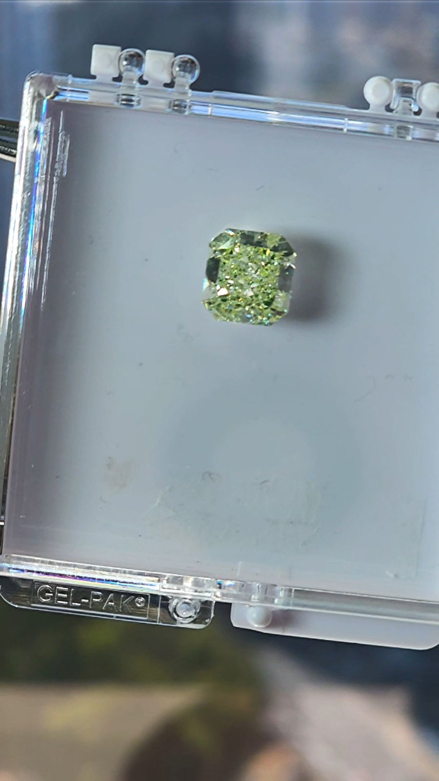 GREEN Diamond, 5.07 Carat, RADIANT Shape, SI2 Clarity