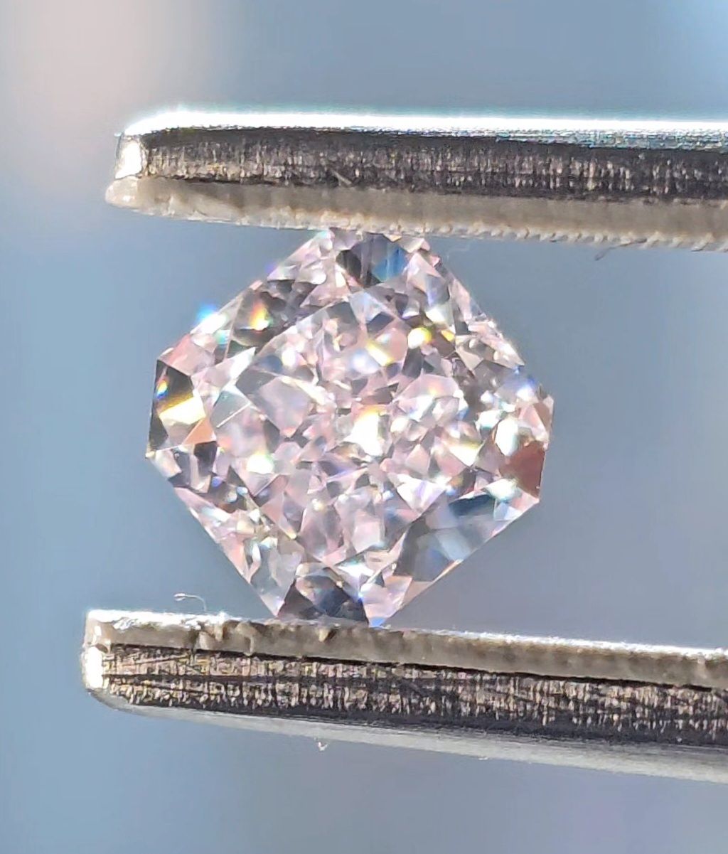 Multi colored natural diamonds, 2.89 total carat, radiant shape, IF,VS2 & SI1 clarity