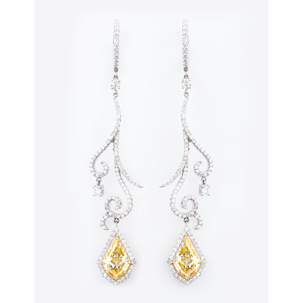 Yellow Diamond Earrings, 4.35 carat 7513