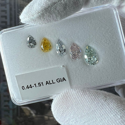 0.44 Carat PEAR Shape GREEN Color Diamond