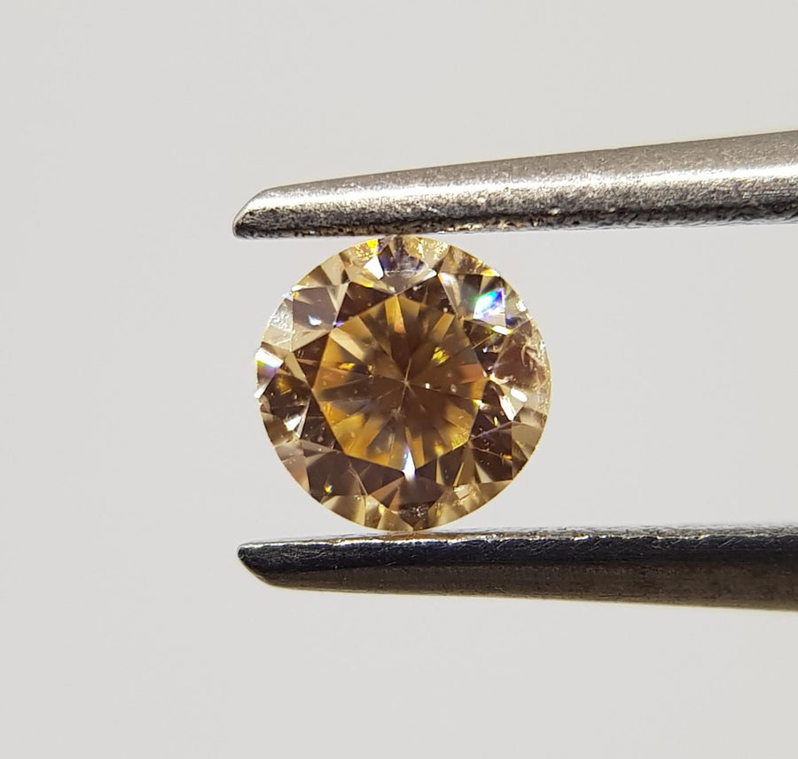ORANGE Diamond, 0.20 Carat, ROUND Shape, SI2 Clarity - VMK Diamonds