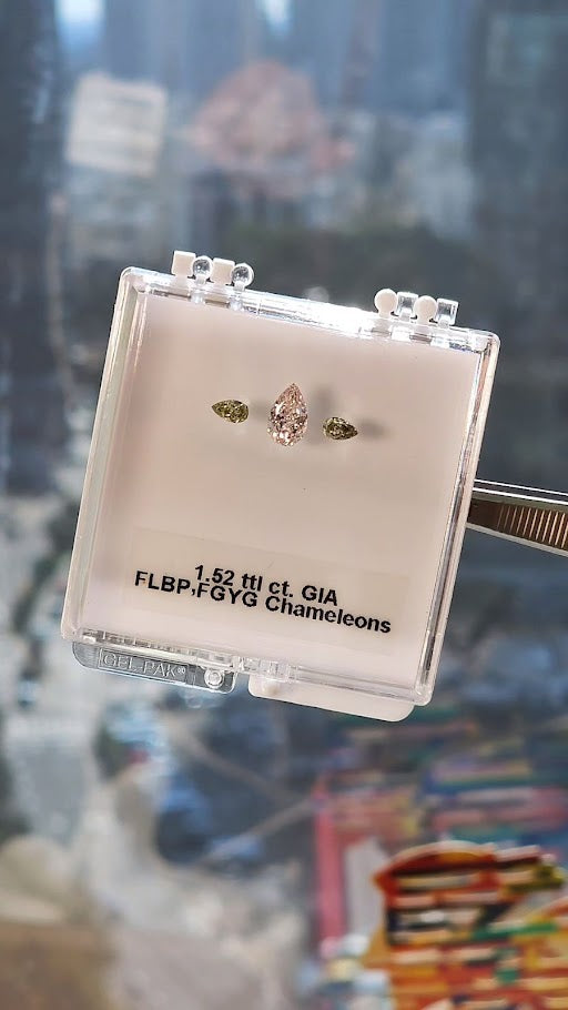 Collection of pink & green natural diamonds, 1.52ct., GIA certified, VS2-SI1 clarity