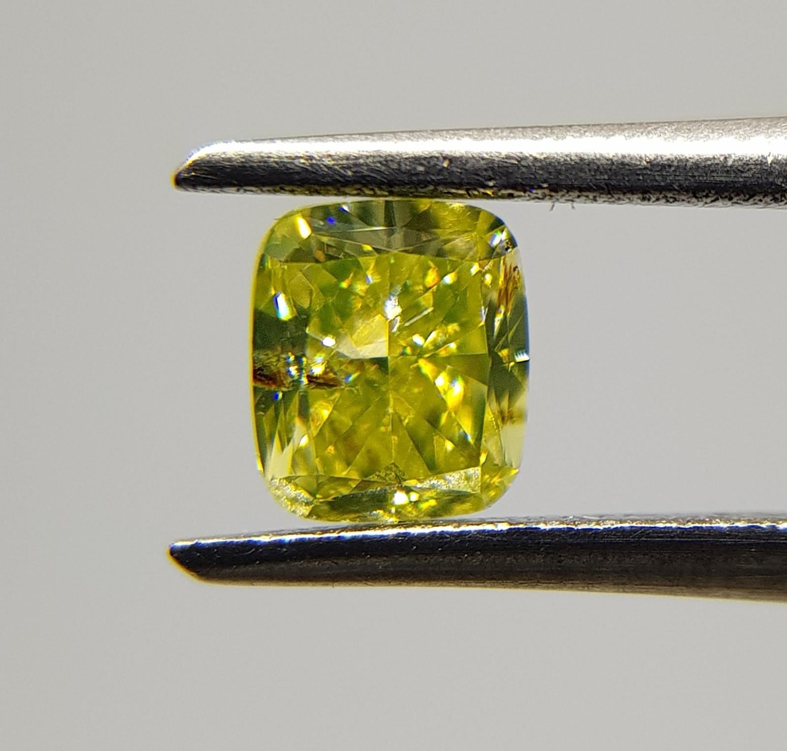 0.30 Carat CUSHION Shape Lime YELLOW Diamond - VMK Diamonds
