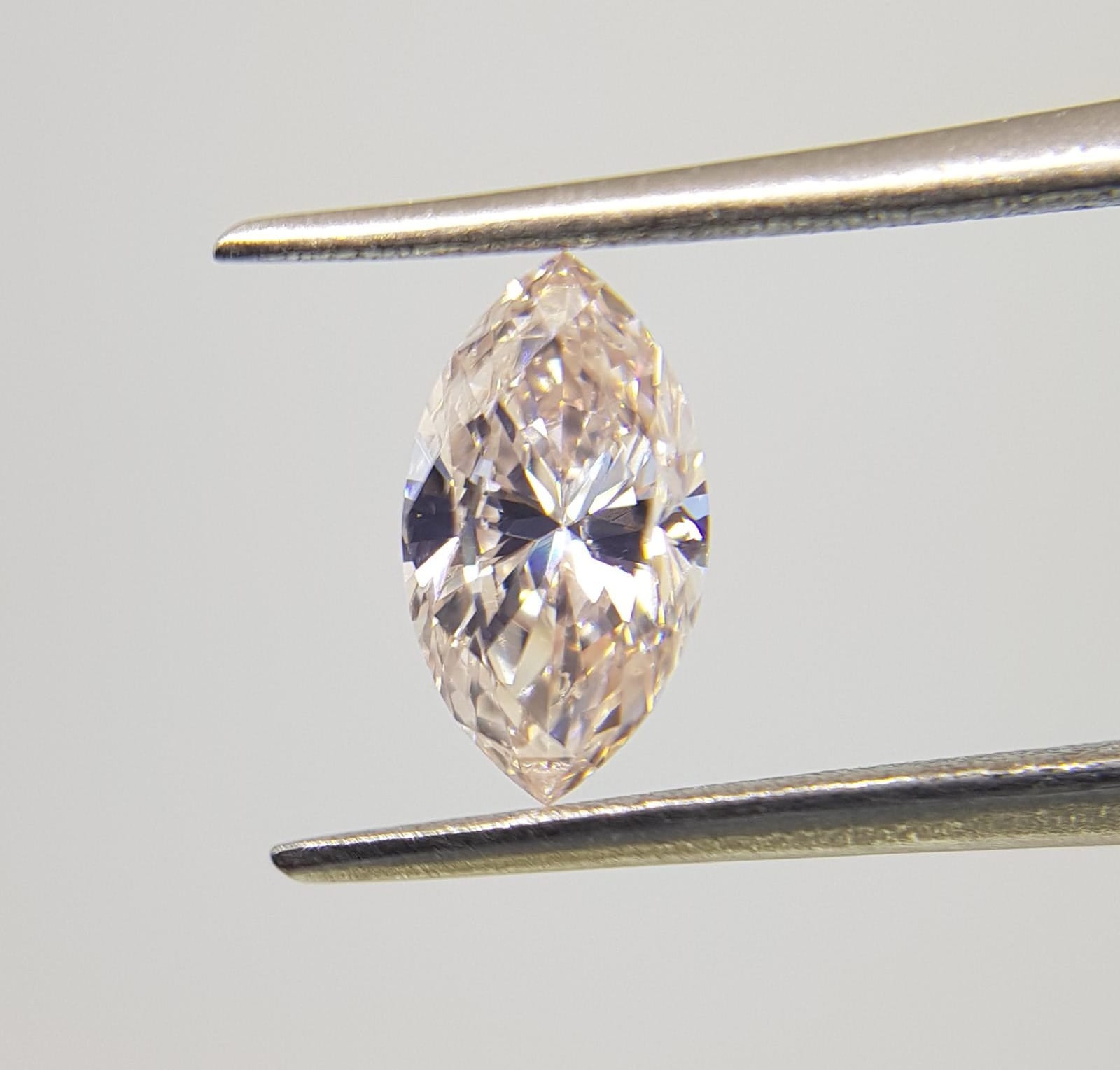 PINK Diamond, 0.76 Carat, MARQUISE Shape, VS2 Clarity - VMK Diamonds
