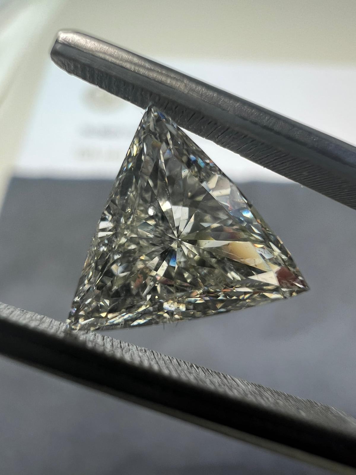 L color diamond, 2.03 Carat, Trilliant shaped, SI1 clarity