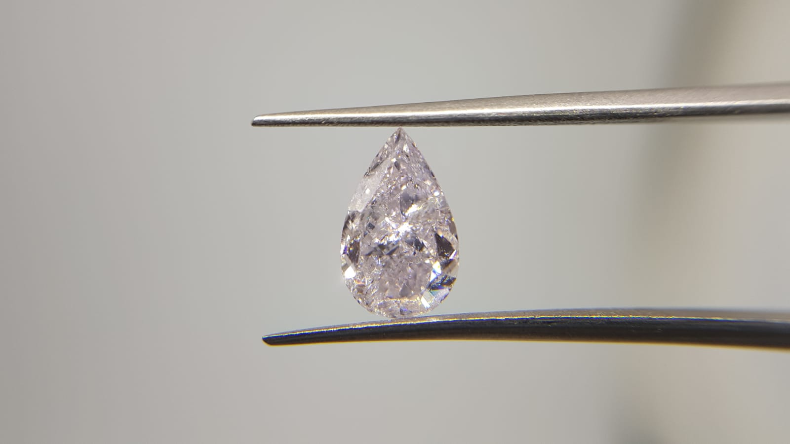 1.77 Carat PEAR Shape PINK Color Diamond