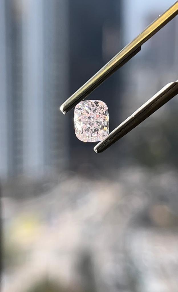 PINK Diamond, 1.25 Carat, CUSHION Shape, VS2 Clarity