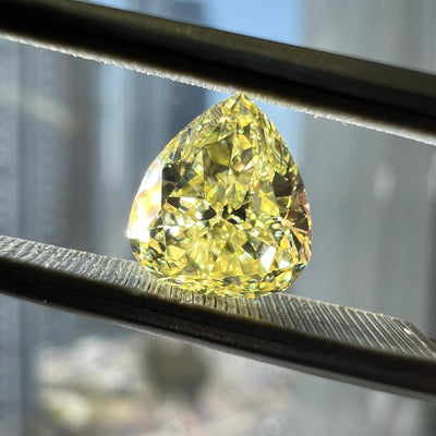 YELLOW Diamond, 1.42 Carat, PEAR Shape, VS2 Clarity