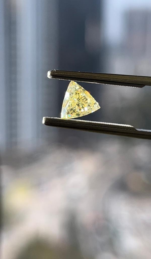 1.00 Carat TRIANGLE Shape YELLOW Color Diamond