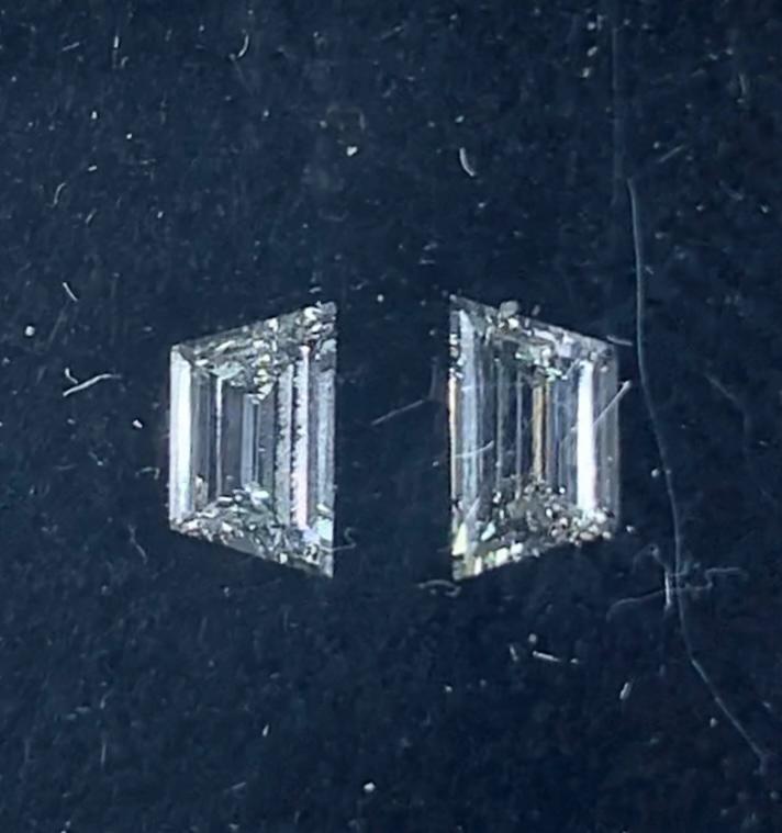 0.52 Carat TRAPEZE Shape F Color Diamond