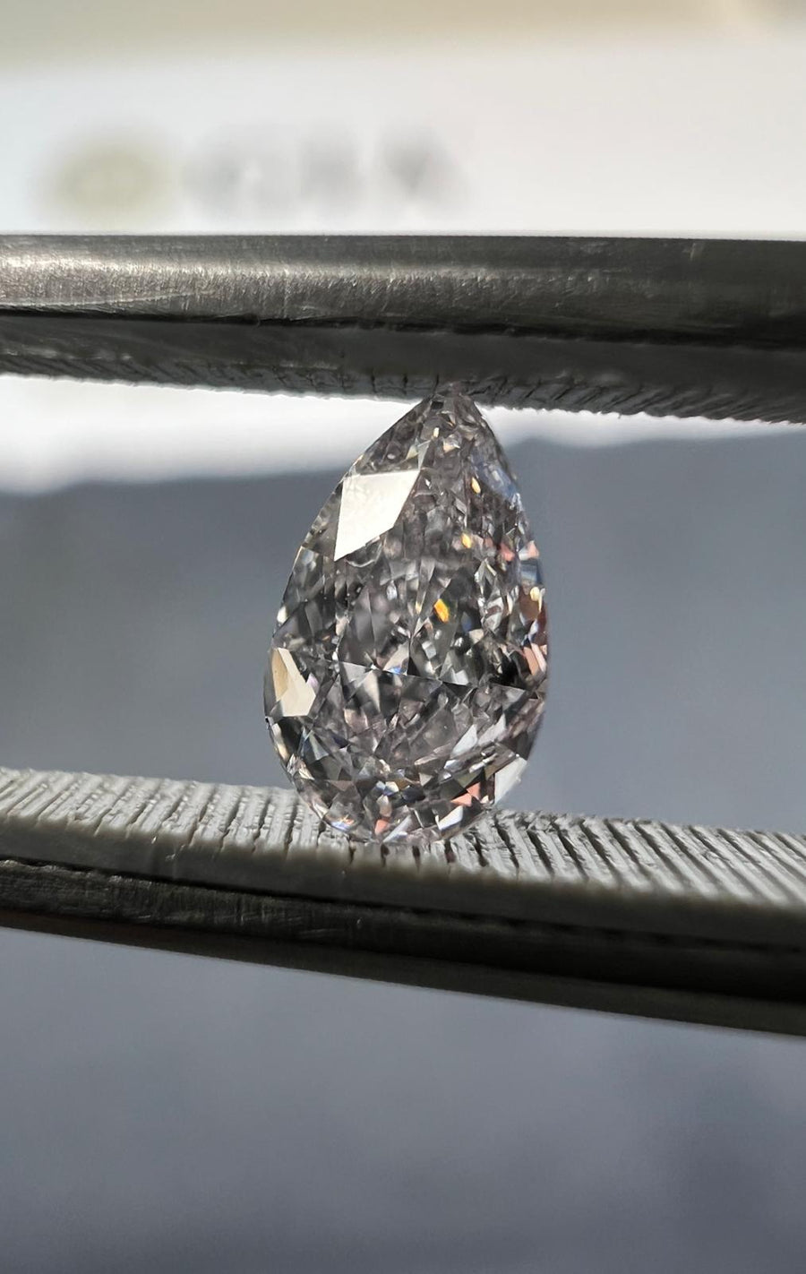 Pink diamond, 0.32 carat, pear shape, VS2 clarity