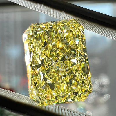 YELLOW Diamond, 3.01 Carat, RADIANT Shape, I1 Clarity