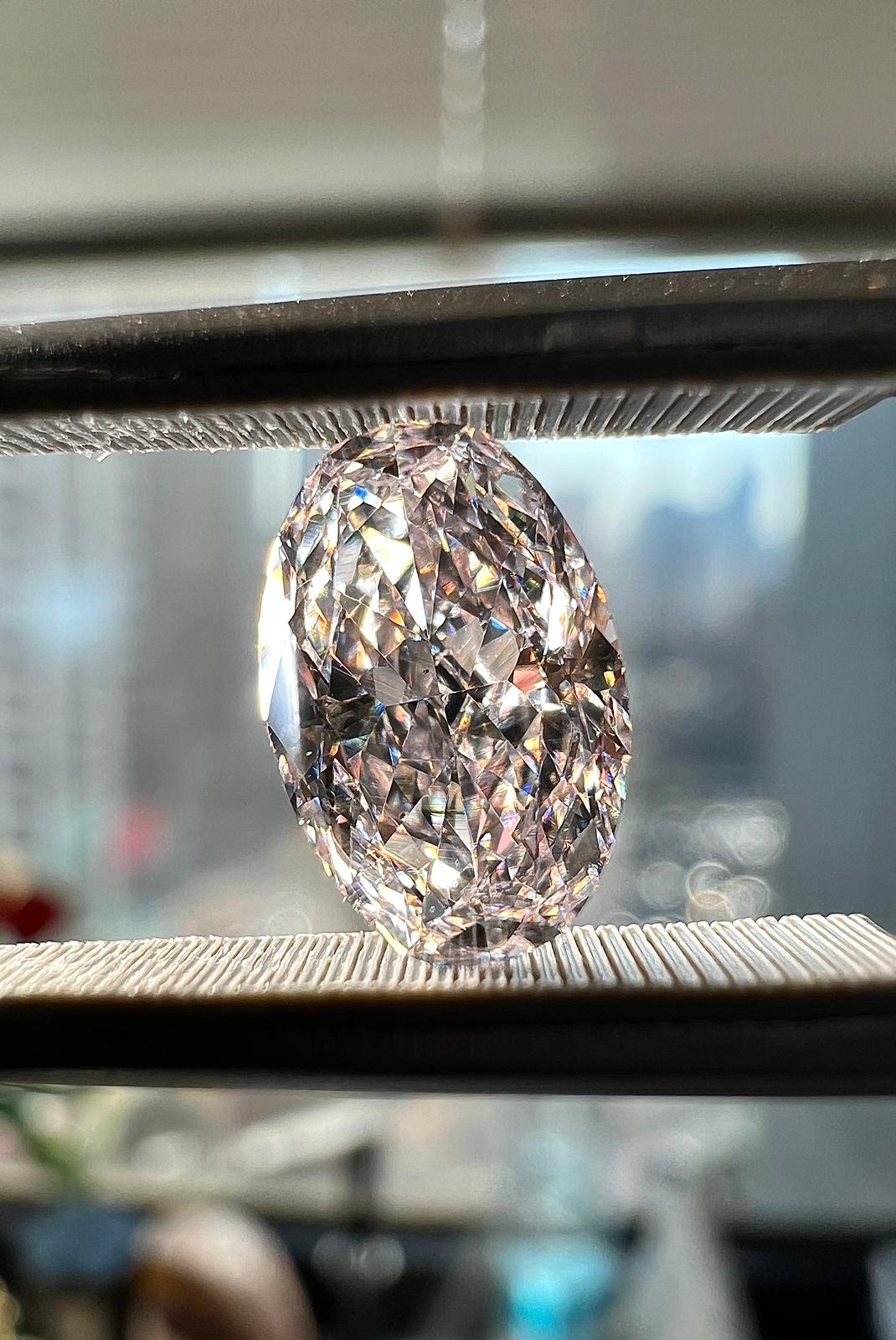 1.02 Carat OVAL Shape PINK Color Diamond