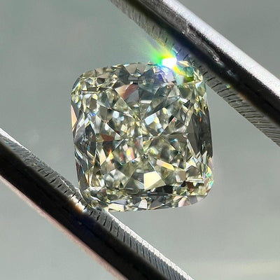 GREEN YELLOW Diamond, 2.01 Carat, CUSHION Shape, VS2 Clarity