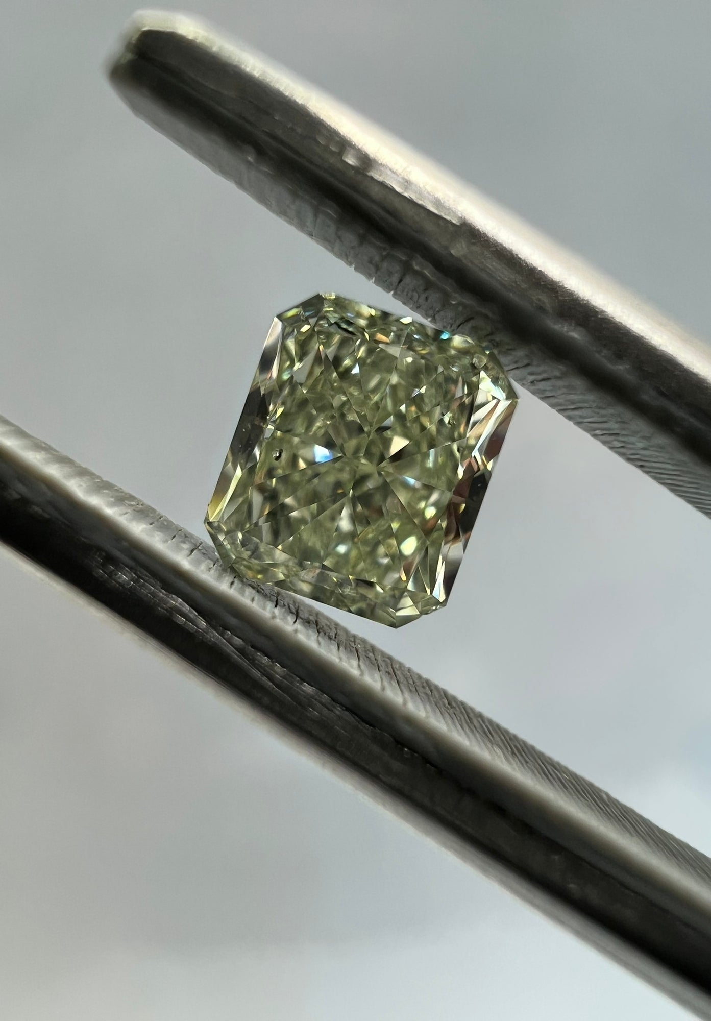 Green yellow diamond, 0.59 Carat, radiant shape