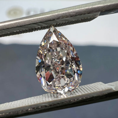 PINK Diamond, 1.66 Carat, PEAR Shape, VVS2 Clarity