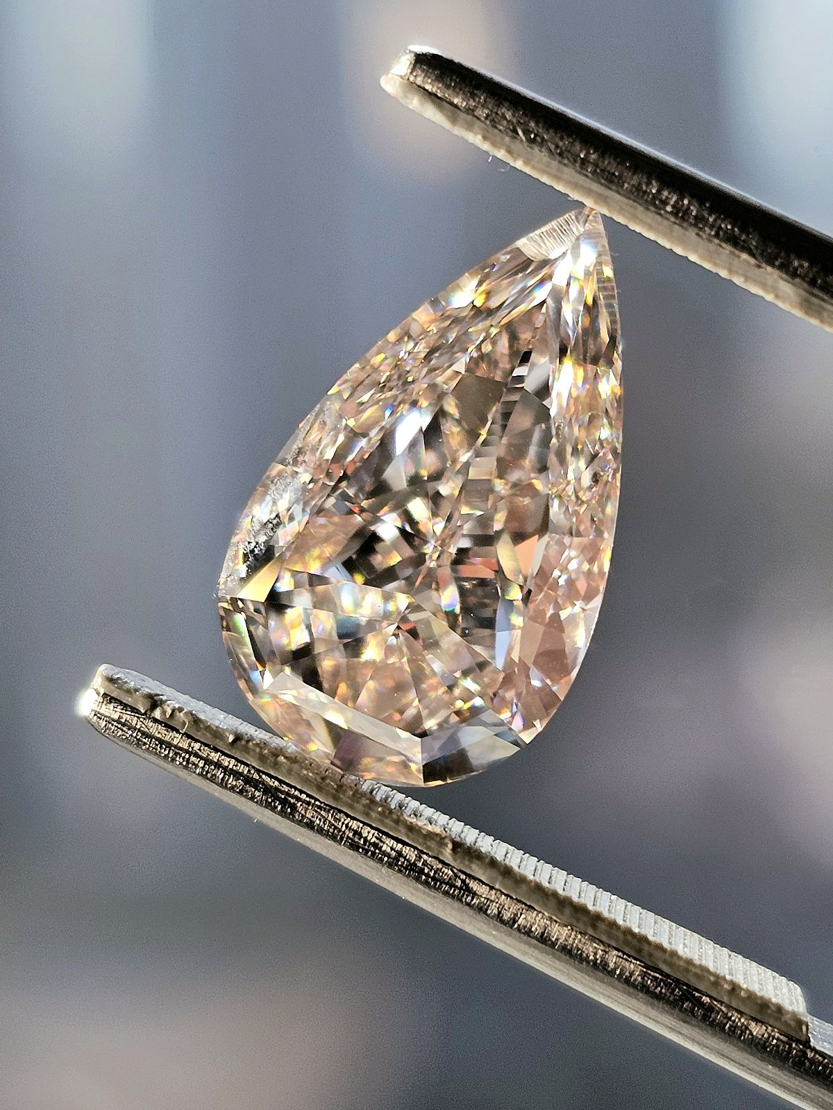 Pinkish Brown Diamond, Carat, Pear Shape, VS1 Clarity