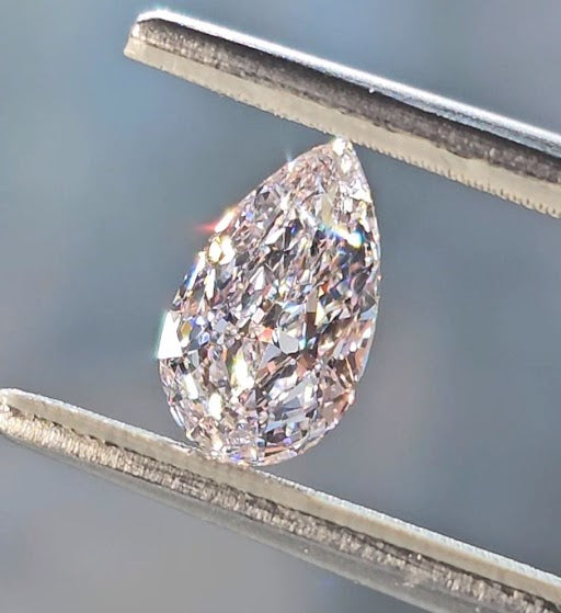 Pink diamond, 1.51 Carat, Pear Shape, SI1 Clarity