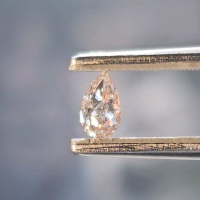 Pink diamond, 0.32 carat, pear shape, SI1 clarity