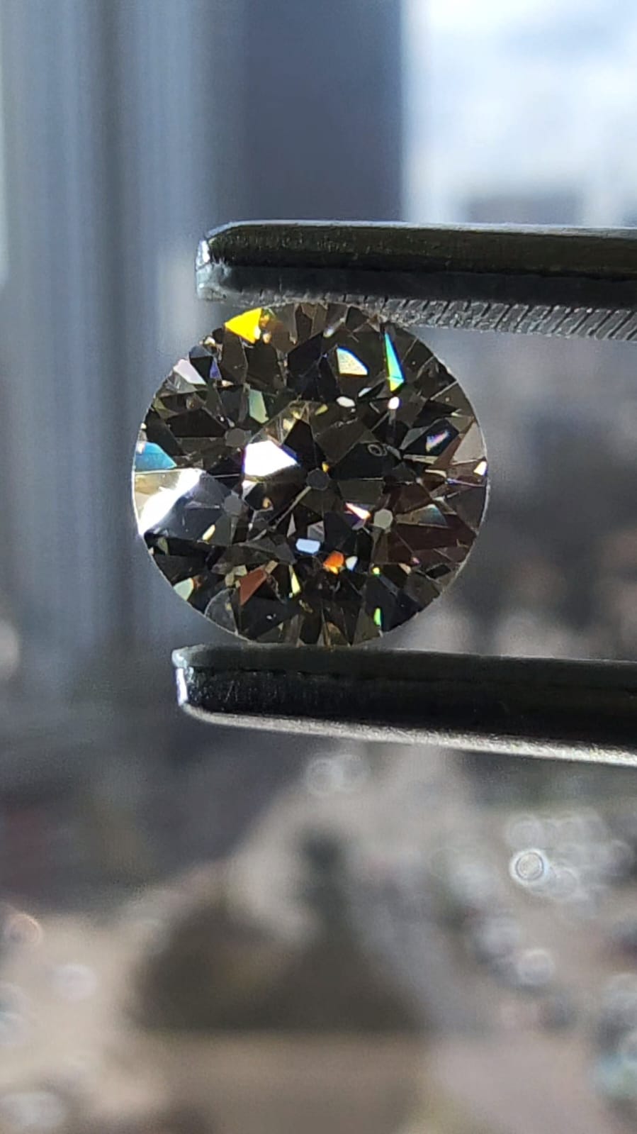 BROWN Diamond, 1.28 Carat, ROUND Shape, SI2 Clarity