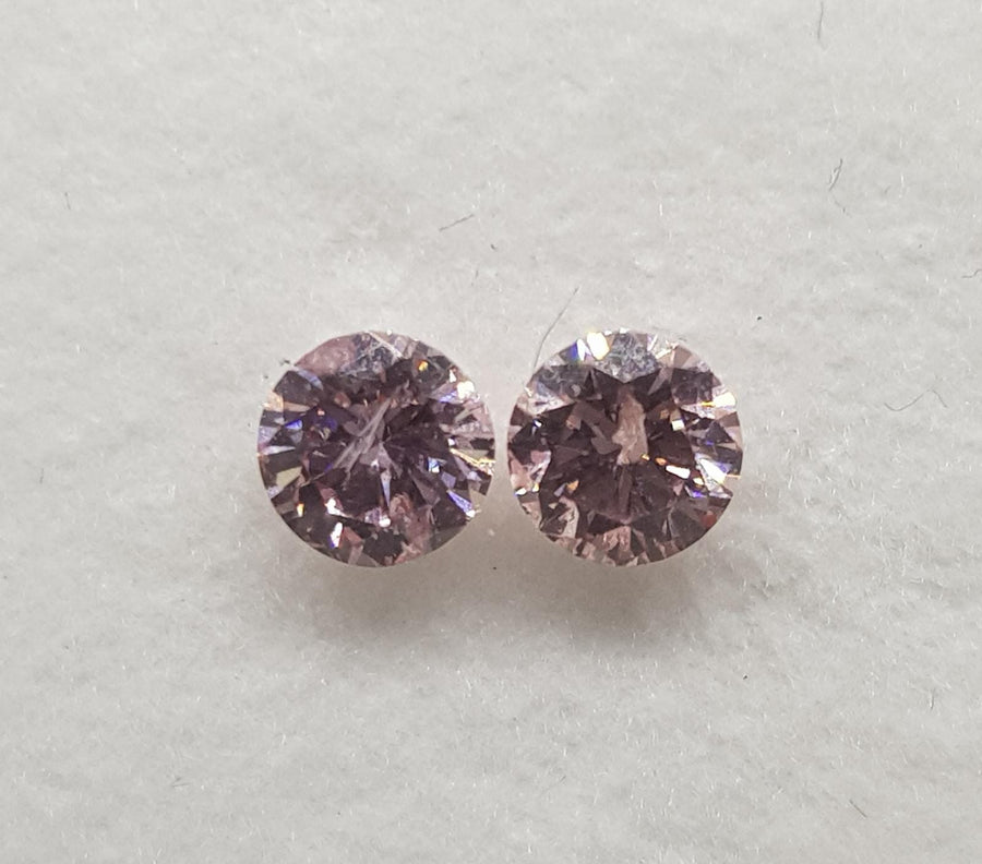 0.27 Carat ROUND Shape PINK Color Diamond
