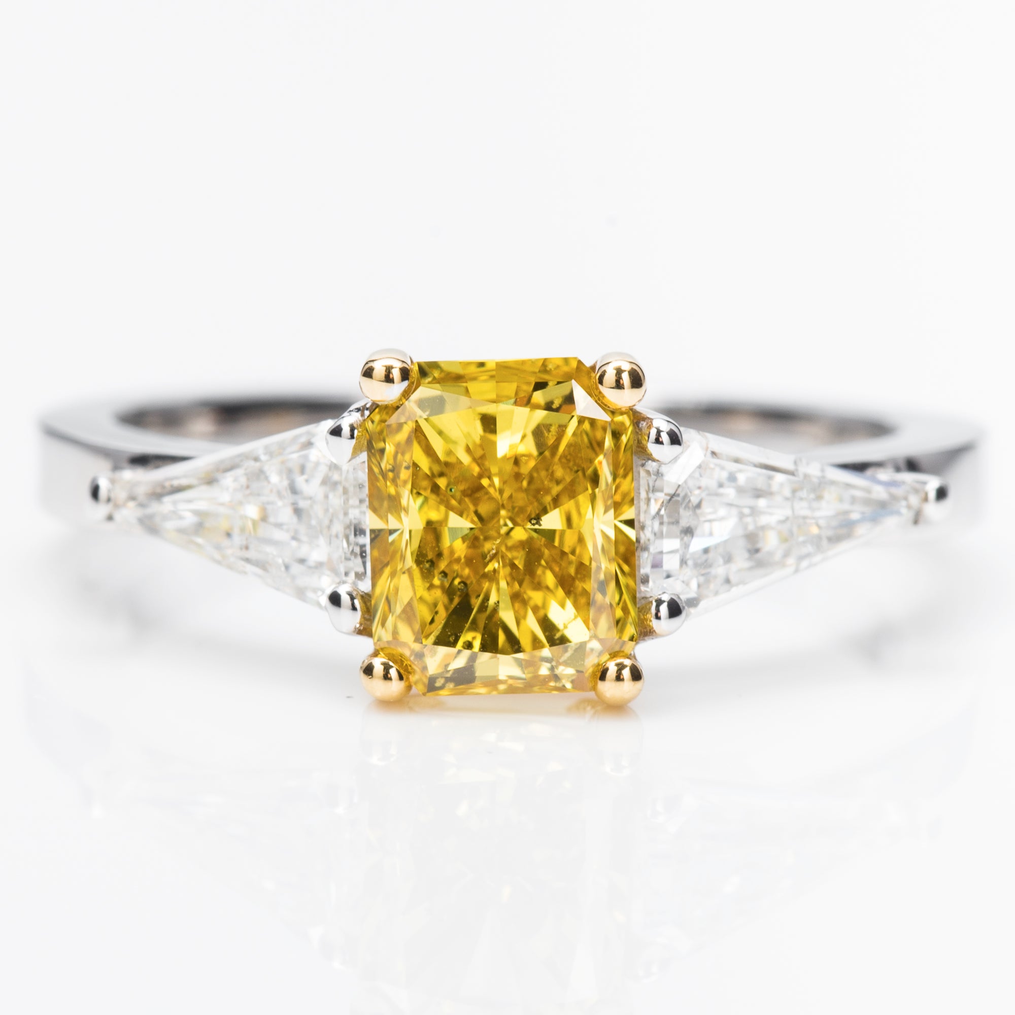 Vivid Yellow Diamond Ring, 1.45 carat - VMK Diamonds