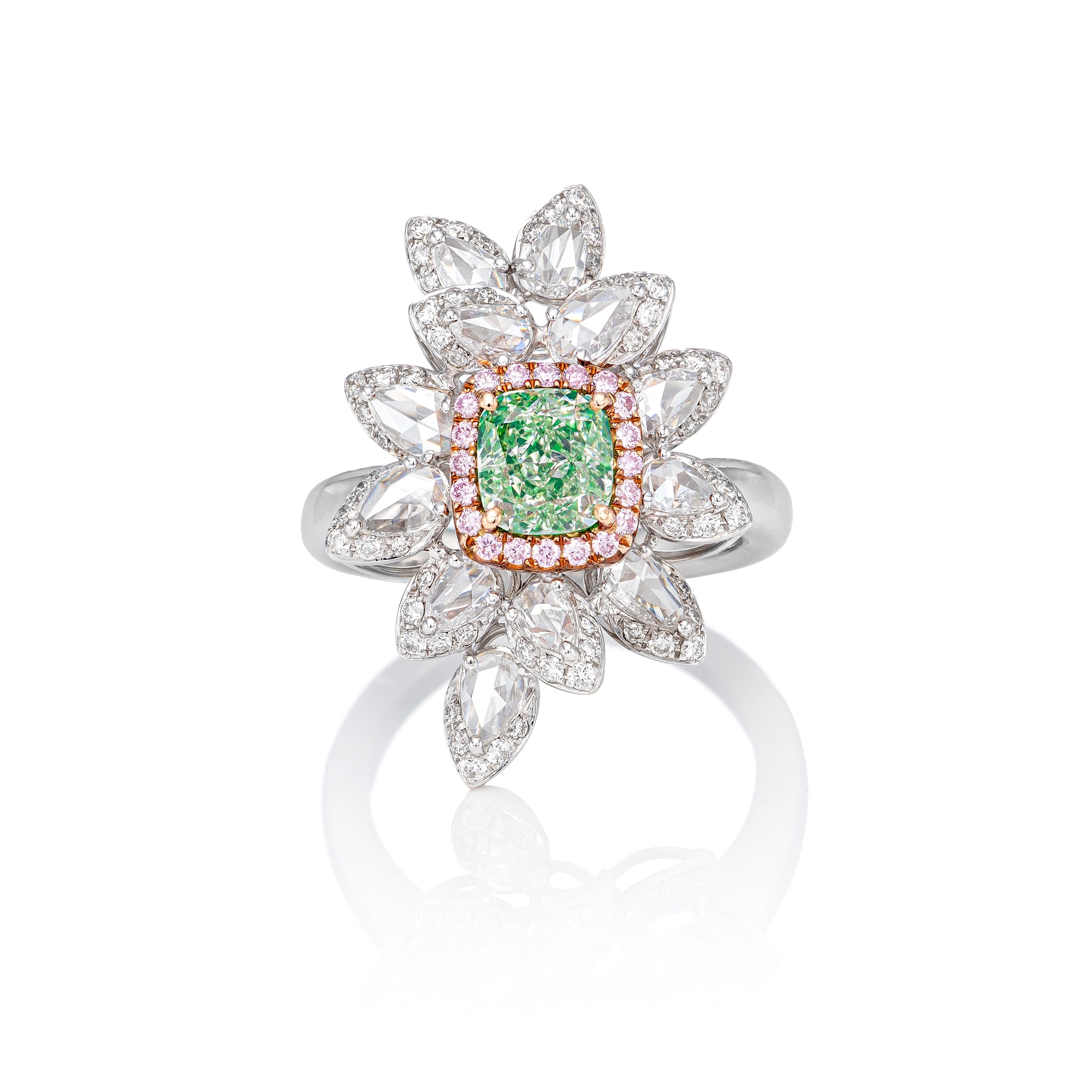 Light green diamond ring, 2.55 carat