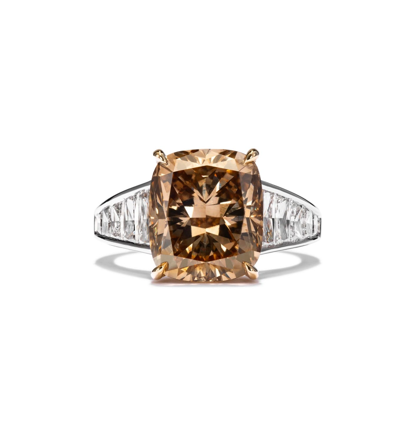 Cognac diamond ring, 7.13 carat