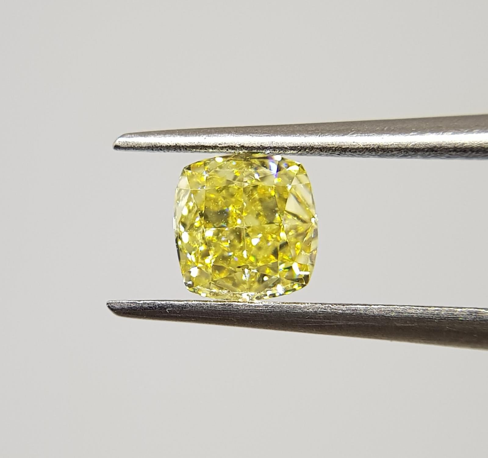 0.90 Carat CUSHION Shape YELLOW Color Diamond - VMK Diamonds