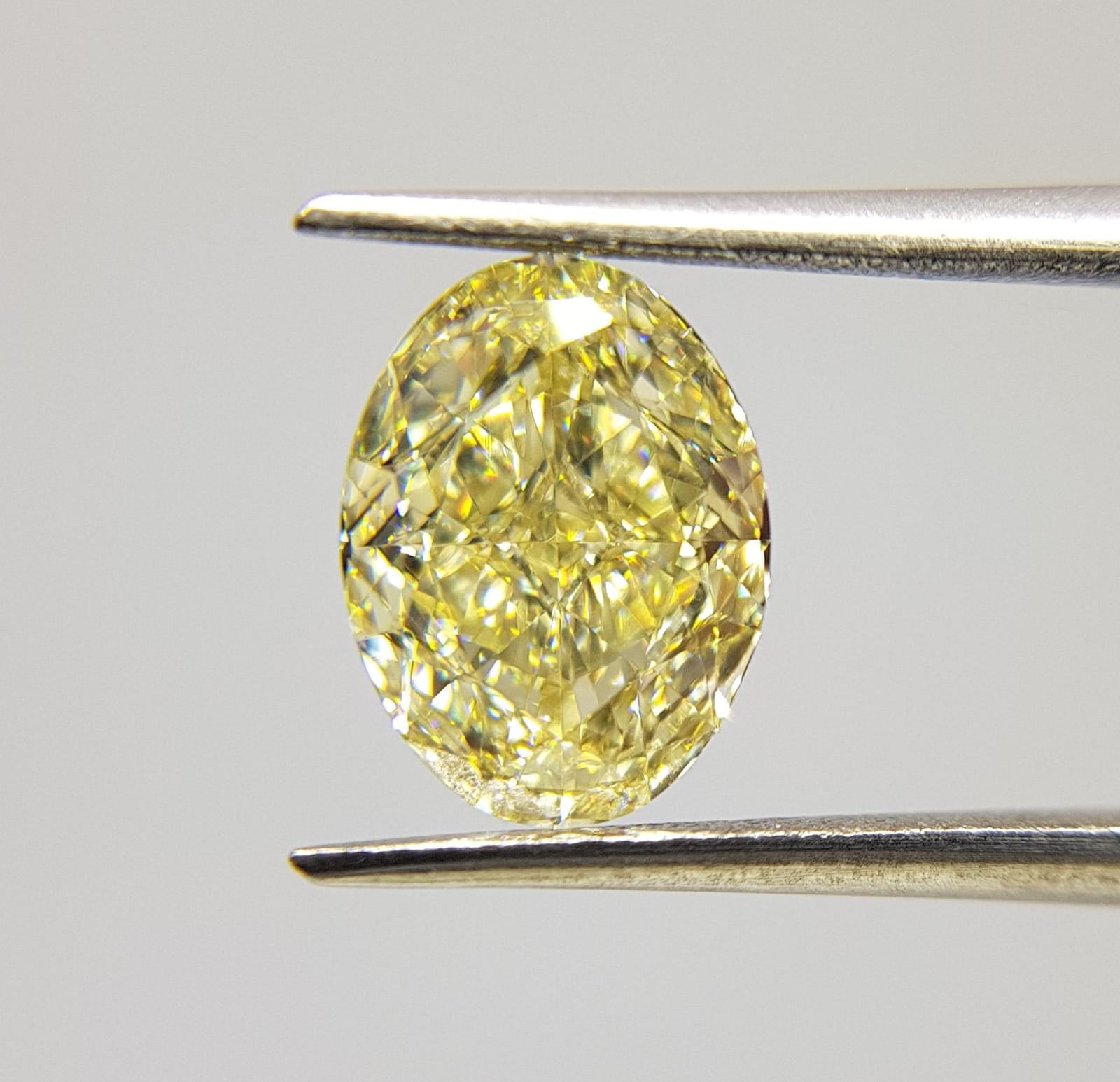 1.80 Carat OVAL Shape YELLOW Color Diamond - VMK Diamonds