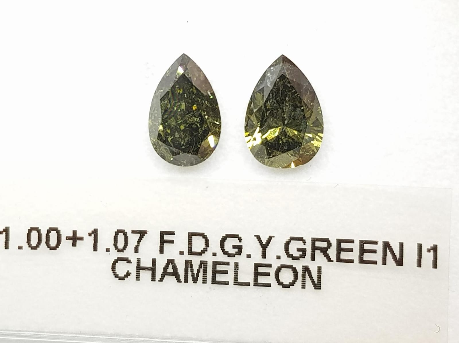 1.00 Carat PEAR Shape GREEN CHAMELEON Color Diamond - VMK Diamonds