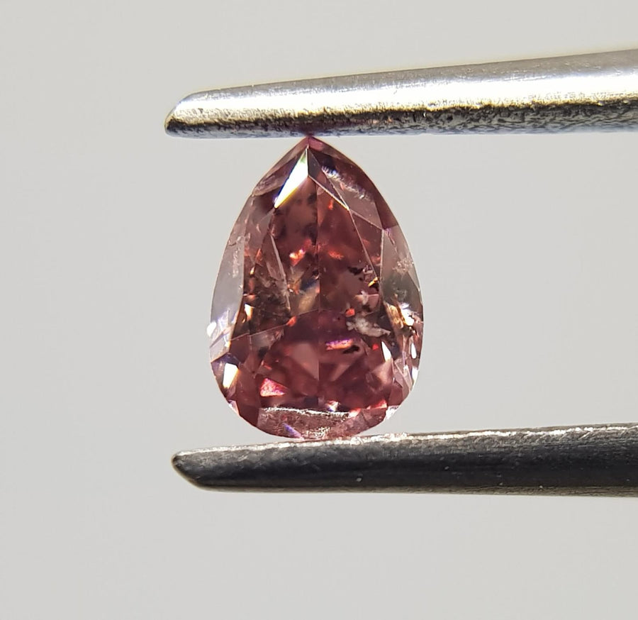 0.19 Carat PEAR Shape PINK Color Diamond - VMK Diamonds