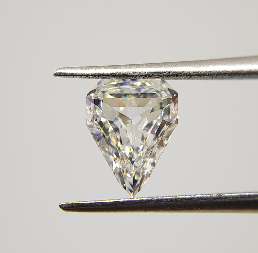 1.04 Carat SHIELD Shape E Color Diamond - VMK Diamonds
