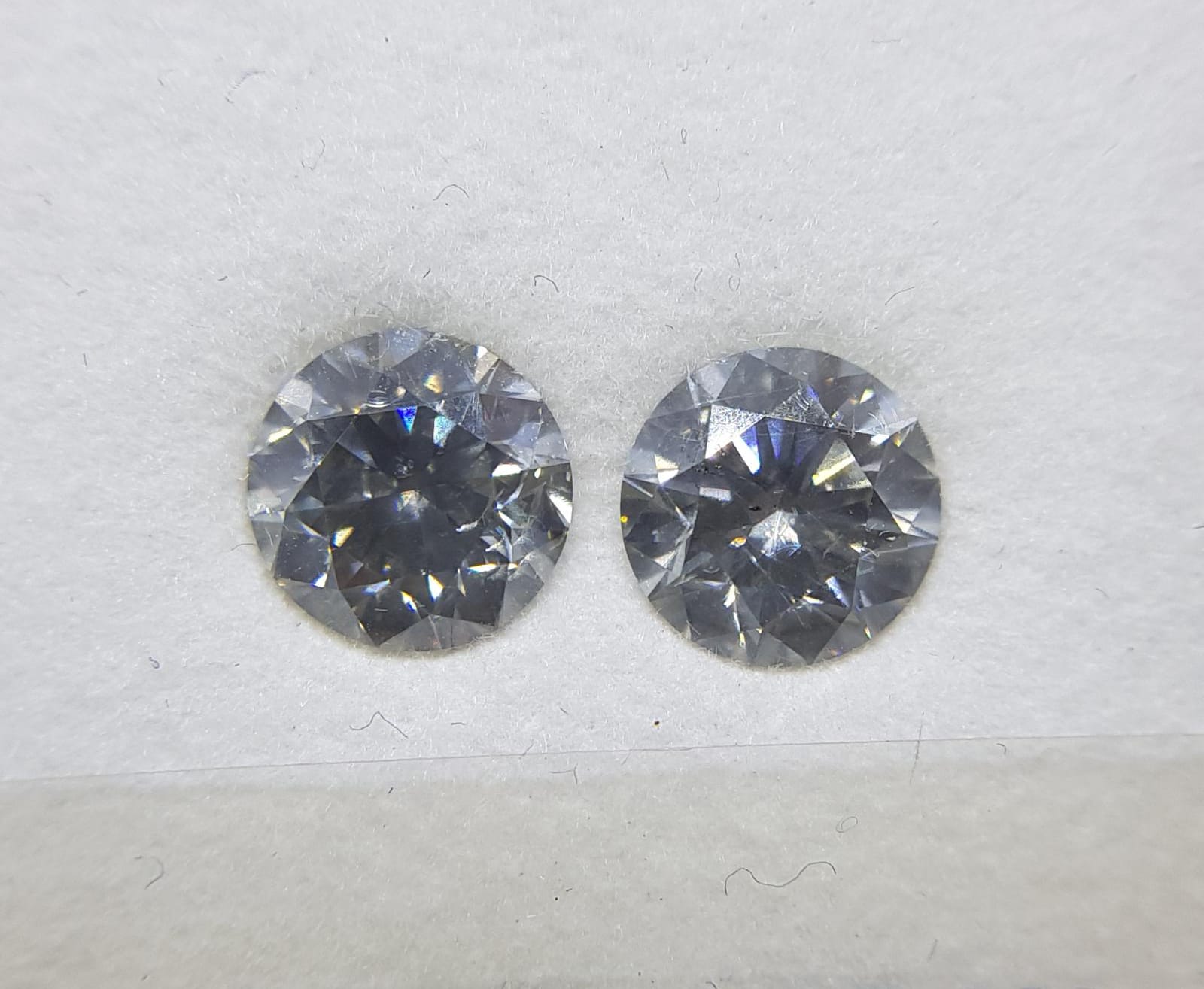 1.22 Carat ROUND Shape GRAY Color Diamond - VMK Diamonds