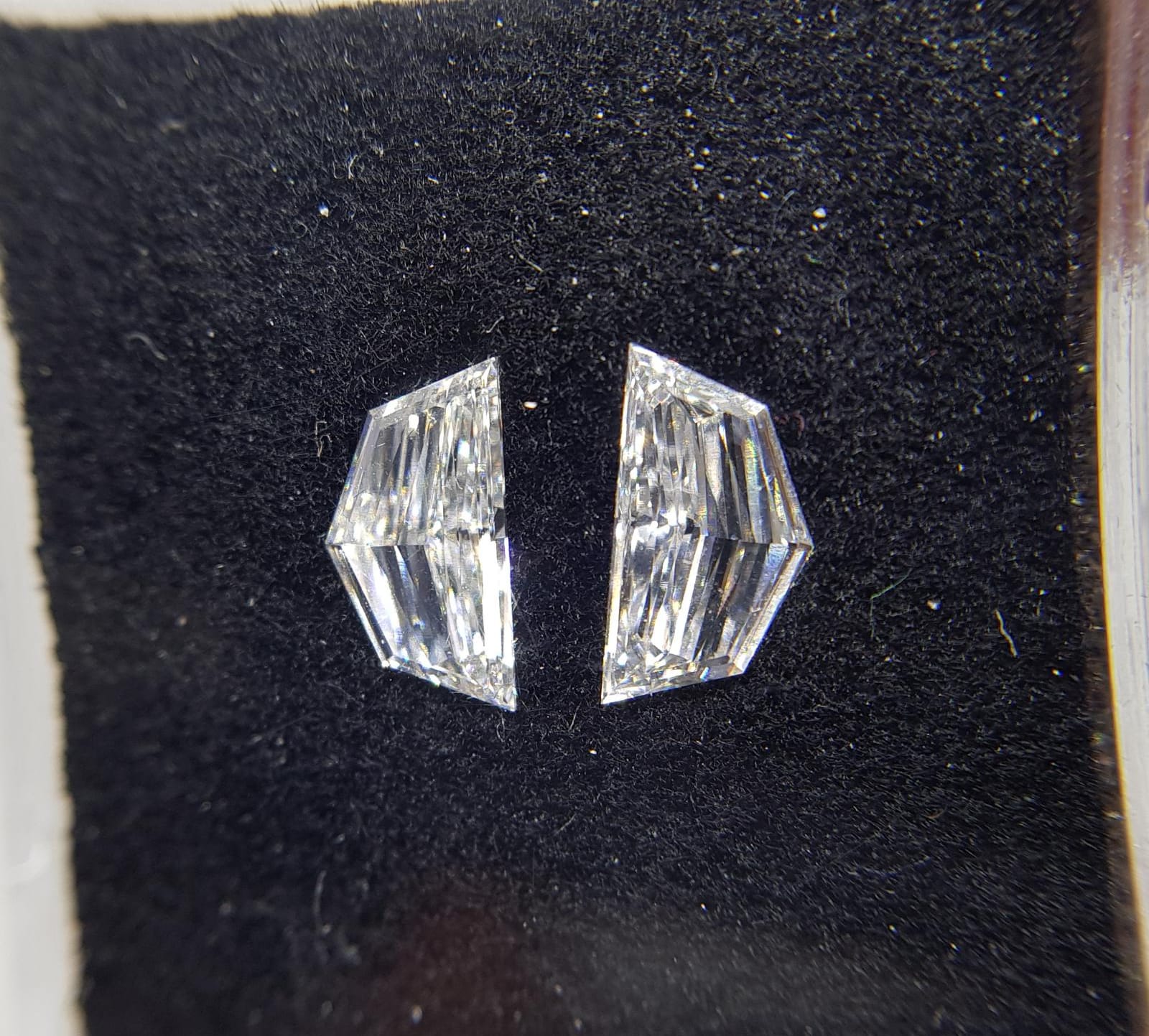 1.04 Carat SHIELD Shape E Color Diamond - VMK Diamonds
