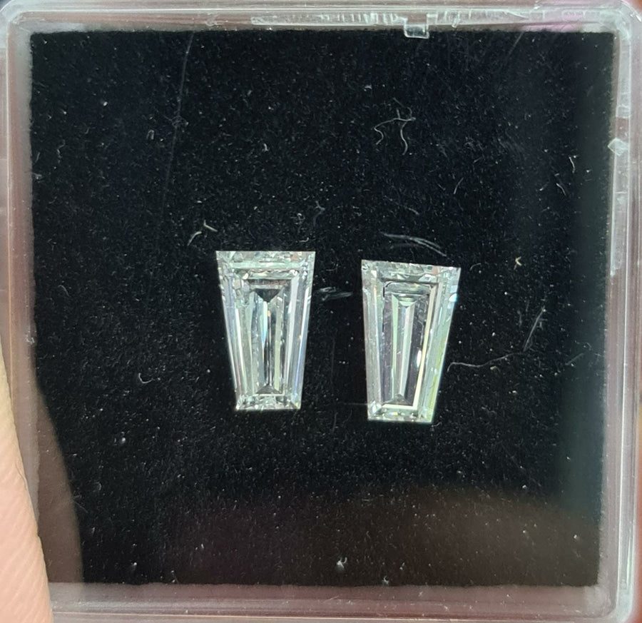 1.00 Carat BAGUETTE Shape E Color Diamond