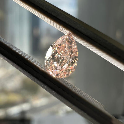 Pink diamond, 0.29 carat, pear shape, SI1 clarity
