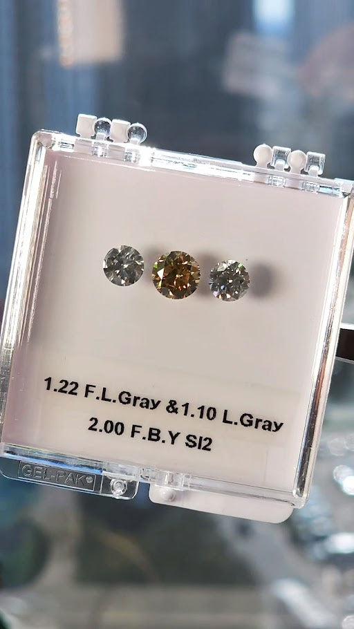 Gray and brown diamonds, 4.32 total carats, round Shapes