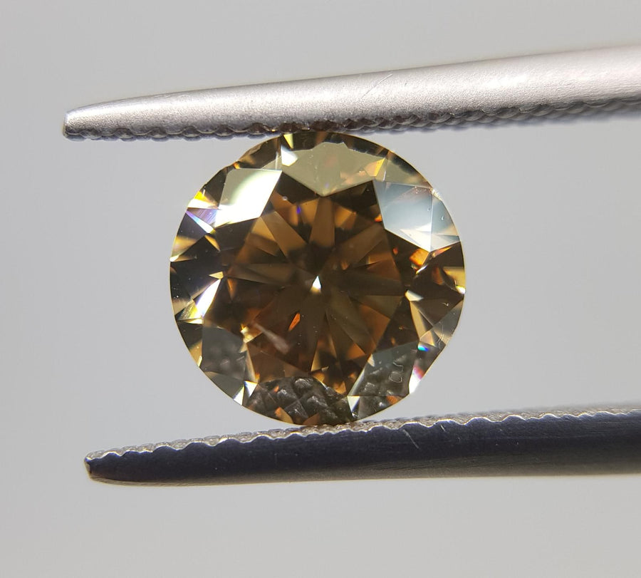 YELLOW Diamond, 2.00 Carat, ROUND Shape, SI2 Clarity - VMK Diamonds