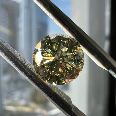 BROWNISH Diamond, 2.06 Carat, ROUND Shape, VS2 Clarity - VMK Diamonds