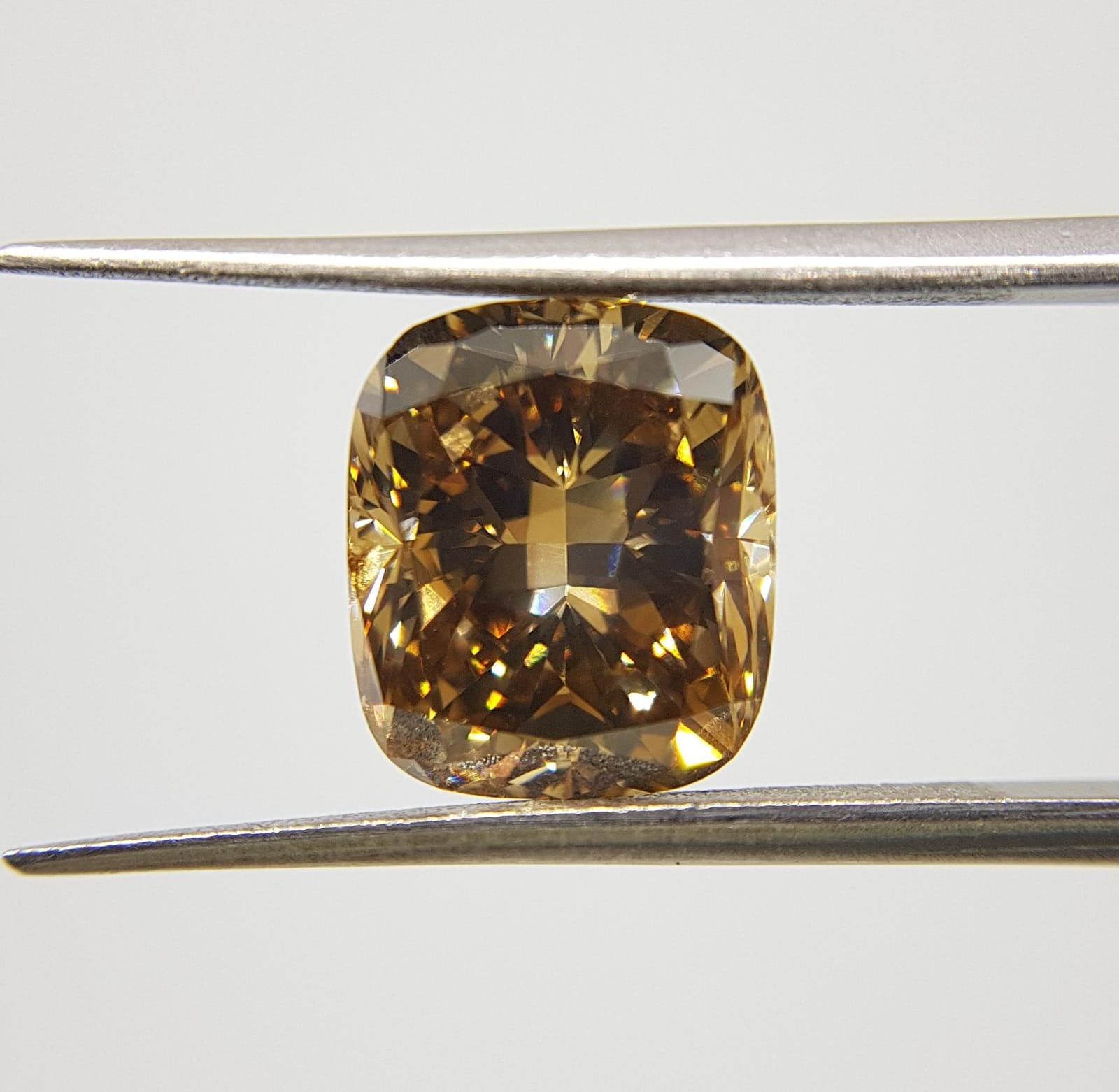 BROWN Diamond, 5.89 Carat, CUSHION Shape, SI2 Clarity - VMK Diamonds